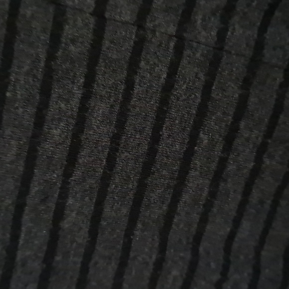 Womans Papaya Dress black and gray striped 3/4-sleeved - Picture 3 of 4